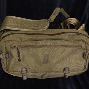 Chrome Industries Kadet Sling Over Shoulder Crossbody Messenger Bag - Green